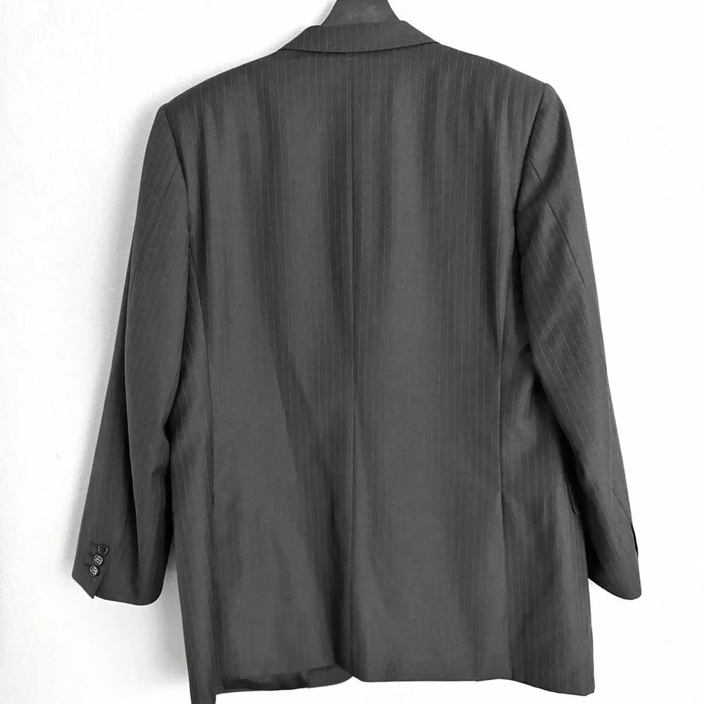 CANALI Men’s Pinstripe Three Button Suit Jacket Size 44R Charcoal